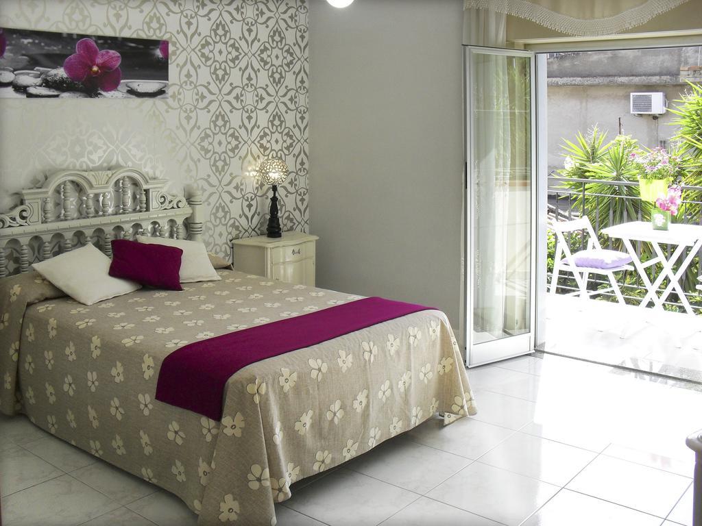 Casa Vacanze Milosa Terme Vigliatore Habitación foto